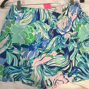 Beautiful NWT Lily Pulitzer skirt